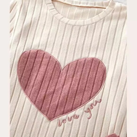 Women's Heart Embroidered All-Season Loungewear/Pajama Set - Picture 9 of 11